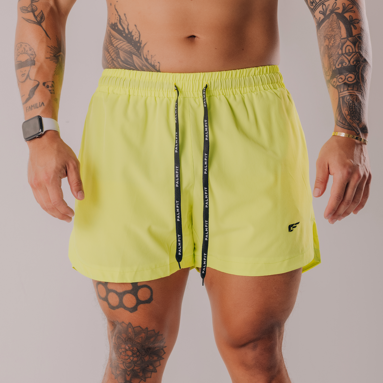 بالم فيت كور شورت، أصفر