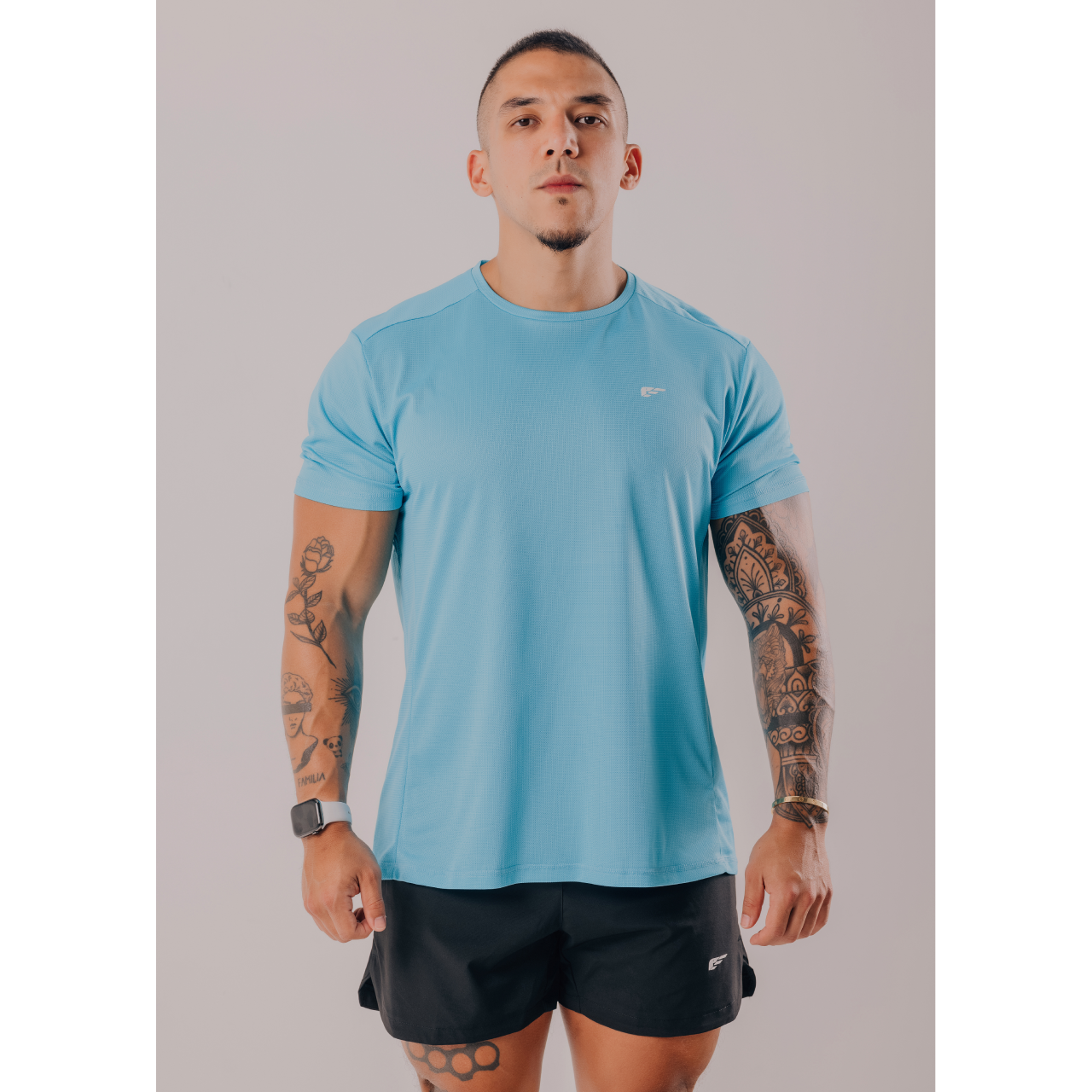 بالم فيت كور تيشيرت، أزرق نيون