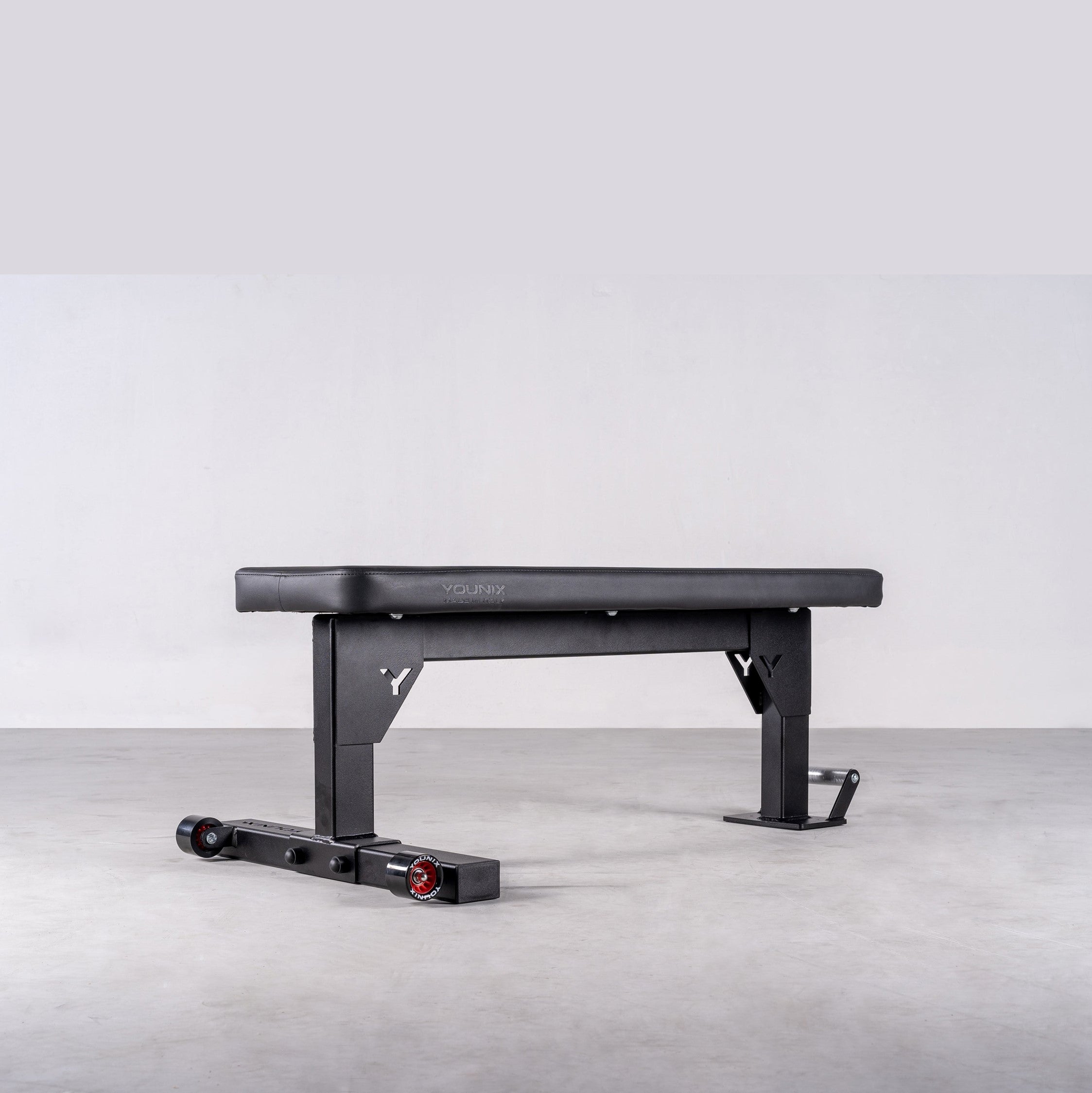 YOUNIX FLAT BENCH