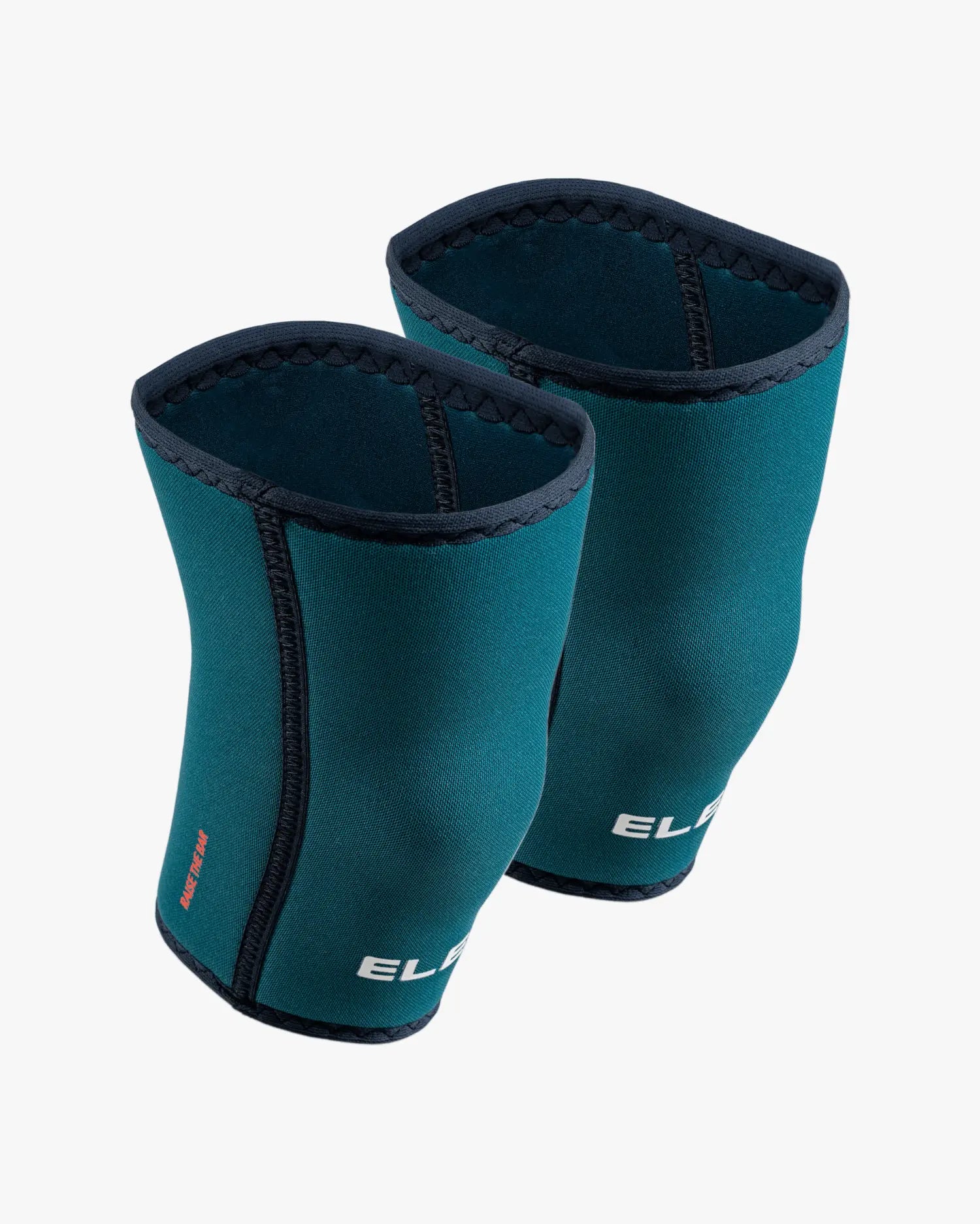 أكمام الركبة المموهة باللون الأحمر من RockTape Assassins مقاس 5 مم