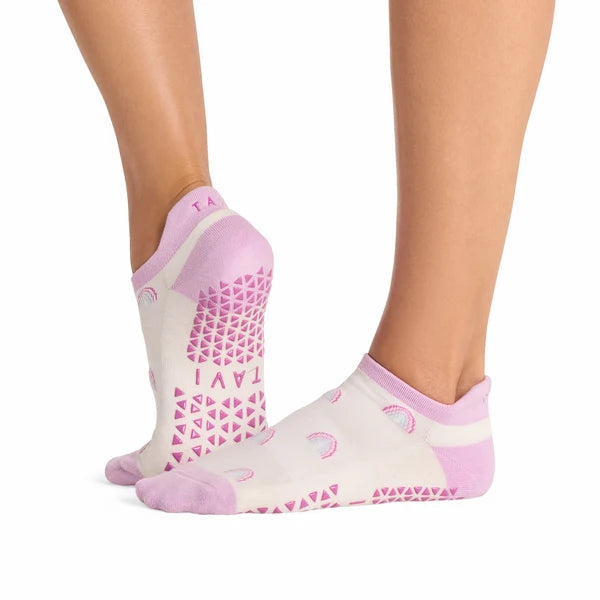 Tavi Savvy Grip Socks